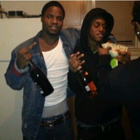 @teamRell @teamBandz @teamInktown @teamAllPros S/OTOO @LOMgang might catch me on the westcoast ✈✈✈Makin flips trinna get rich$$$  RIPReef offtop