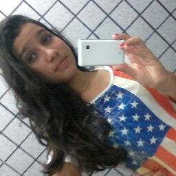 Na vida tudo passa menos a vontade de socar a cara de alguem no asfalto =))
