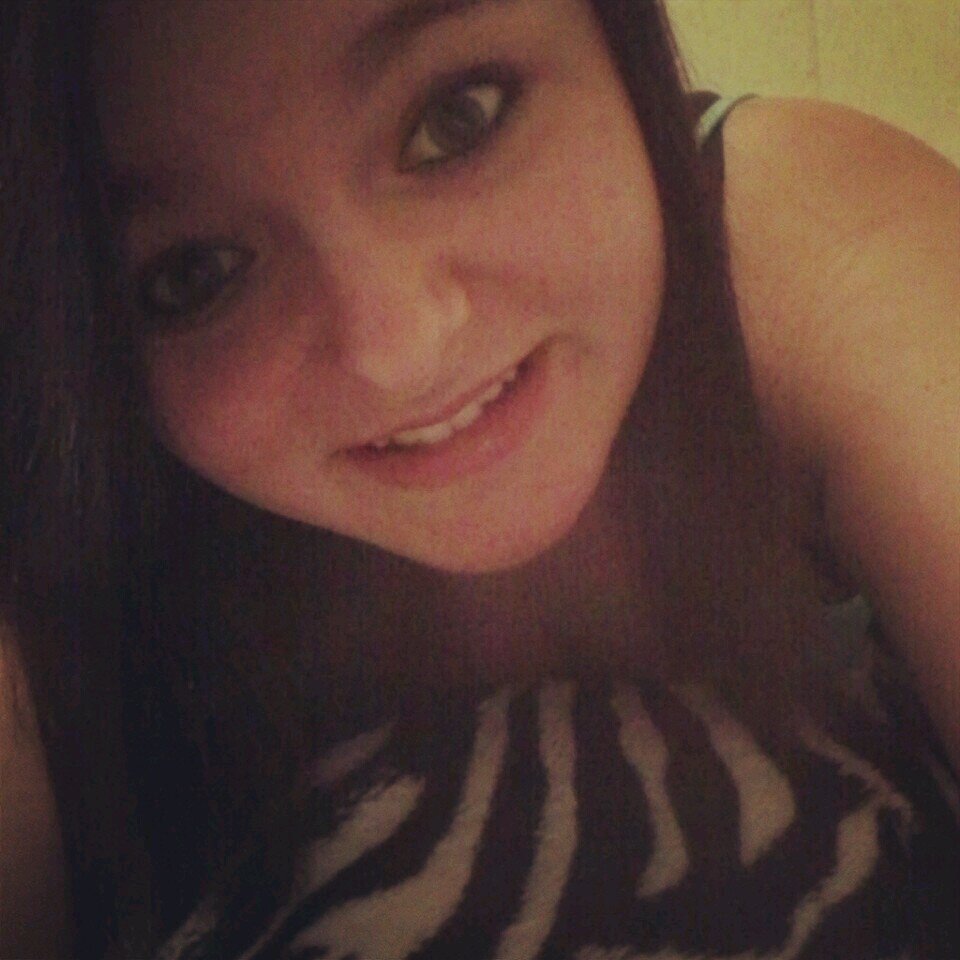 I ♡ Justin Bieber. Screw the haters who have nothing to do than make fun of people who are brave enough to put themselves out there -Justin Bieber♡
