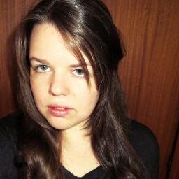 ari_hbff's profile picture. Ranting about my RL. Posting pretty munckin pictures. Reading, A LOT. Hi :)