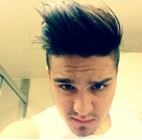 '' o resto tanto faz se eu tiver vc