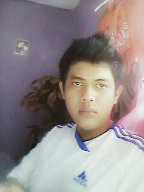 Apalah w