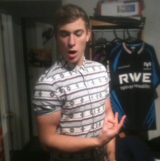 bryngarrish's profile picture. pro ballet dancer - love you holly