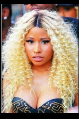 QUEEN B & QUEEN MINAJ
