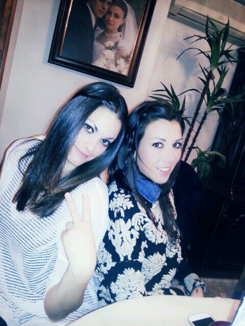 87Mompo's profile picture. 