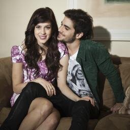 Amor é uma palavra que por mais que seja dita não define o que eu sinto por ela. @sophiaabrahão ✌