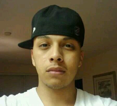 Radio/Club DJ
Bookings: carlosavilabookings@yahoo.com