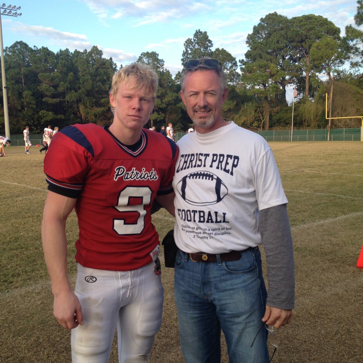 DLayman17's profile picture. 