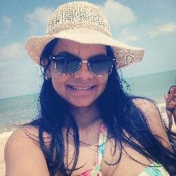 instagram: @carrlar
