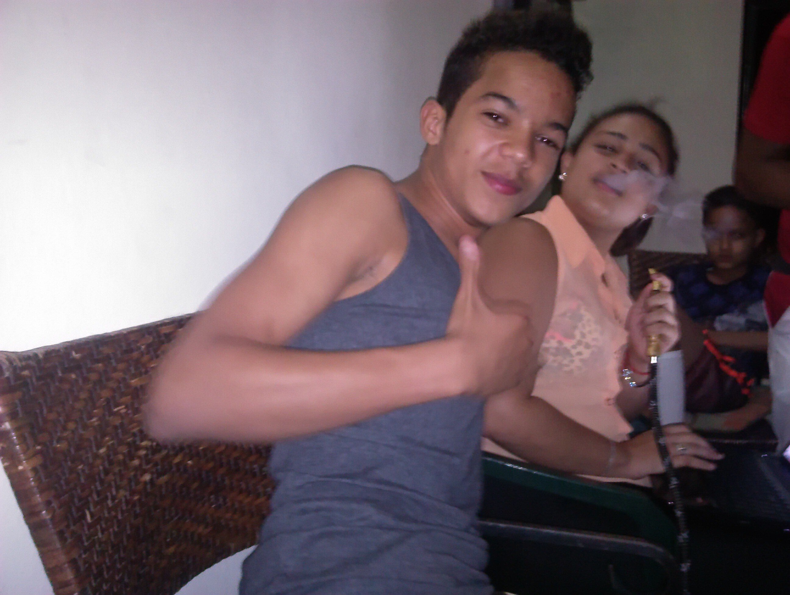 kennedymanuel's profile picture. te puedes enamorar si me sigues. hazlo bajo tu propio riesgo.