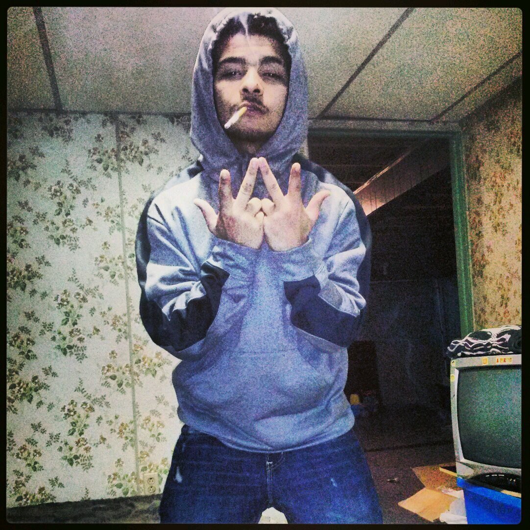 #team Single Broke Niggas Stop Tlk Trust None Free My Big bro OffTops$$$4$$ Modestyy heree. Follow me @modestyyy_ (;