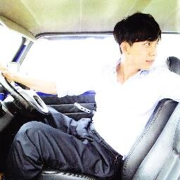 A random fanboy of many things in life. He is the biggest fanboy of Lee Seung Gi, Wang Lee Hom and Khalil Fong, SNSD and thinks they are super awesome.