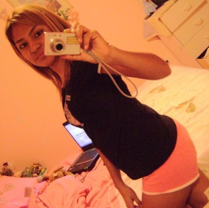 i love to show off! i update my video profile twice a week, see my link and rate me!