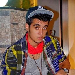 إنك لا تهدي من أحببت ولكن الله يهدي من يشاء وهو أعلم بالمهتدين  Follow=#Followback - 
افرح عشان تنسى همومك..اضحك الضحك بيطول العمر :)