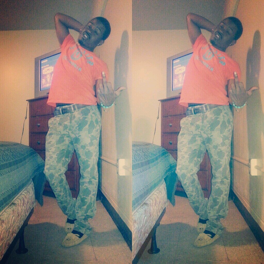 Ayookyddlocoo's profile picture. itz kydd bitch ii qive these hoes sum twee talk aboutt !?!