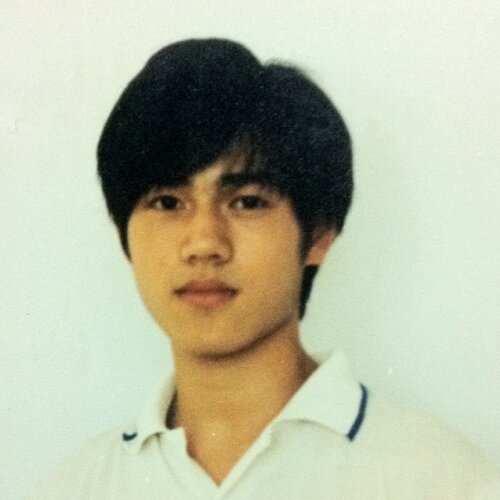 liyicn's profile picture. ～陪你看世界悟人生～豆芽控，数码控，音乐控，体育控，不折腾不舒服斯基