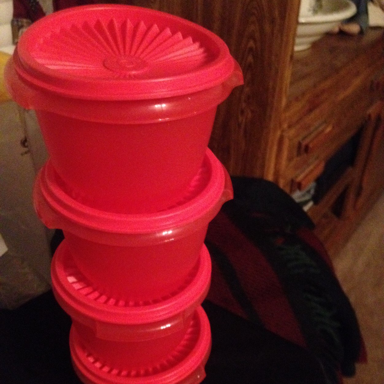 Im married and Im a mom of two lovely angels Al and Zack! I have a grand dog Mocha... Im a Tupperware consultant.