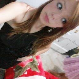 Bom...por onde posso começar?Ela entrou na minha vida esse é o dilema...nunca esqueça de mim minha pikena =D s2 s2