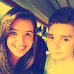 fabicaramazza's profile picture. Regarde comme il fais beau dehort faut sortir s amuser Regarde comme il fais chaud dehort faut sortir sa airer.J'm'en bat les couilles