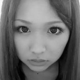 フェイスブックとブログやってます。 ２５歳のダイエットマニアです。顔写真は以前のもので、太る前の写真です。この後、激太りし、ダイエットにチャレンジするも失敗続き。。　現在やっと当時の体重に戻りつつあります。http://t.co/FP49KILSno