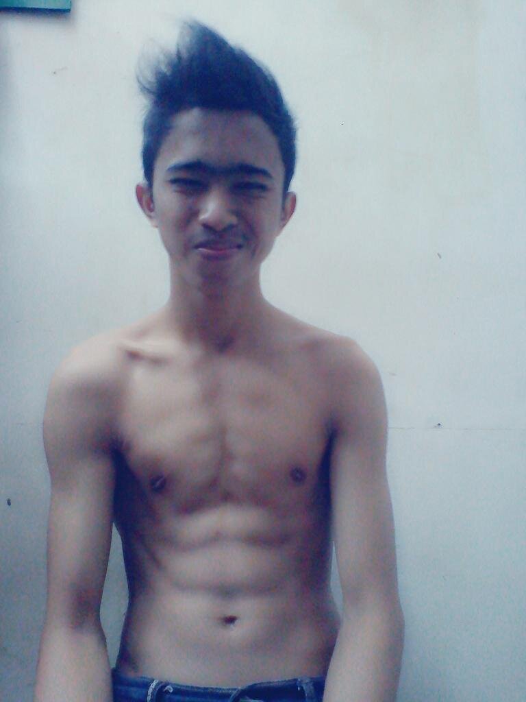 sambelijo1's profile picture. only boy here, vers, i'm a Fighter !!