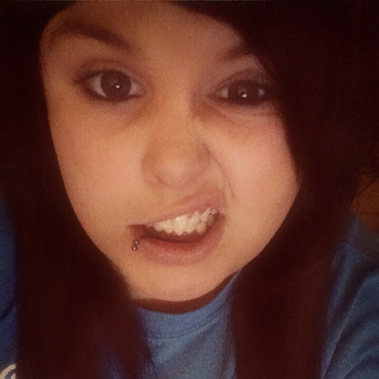 #TeamIphone5s #TeamTan #TeamSingle SnapChat TeSsA-MaY2011 Kik CountryGurlSwag2011