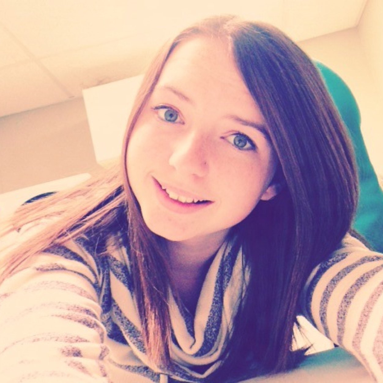 love me ? Great . Hate me ? Even better . Dont know me ? Dont judge me . Think you know me ? You have no idea ♡ Follow Moi  ♡