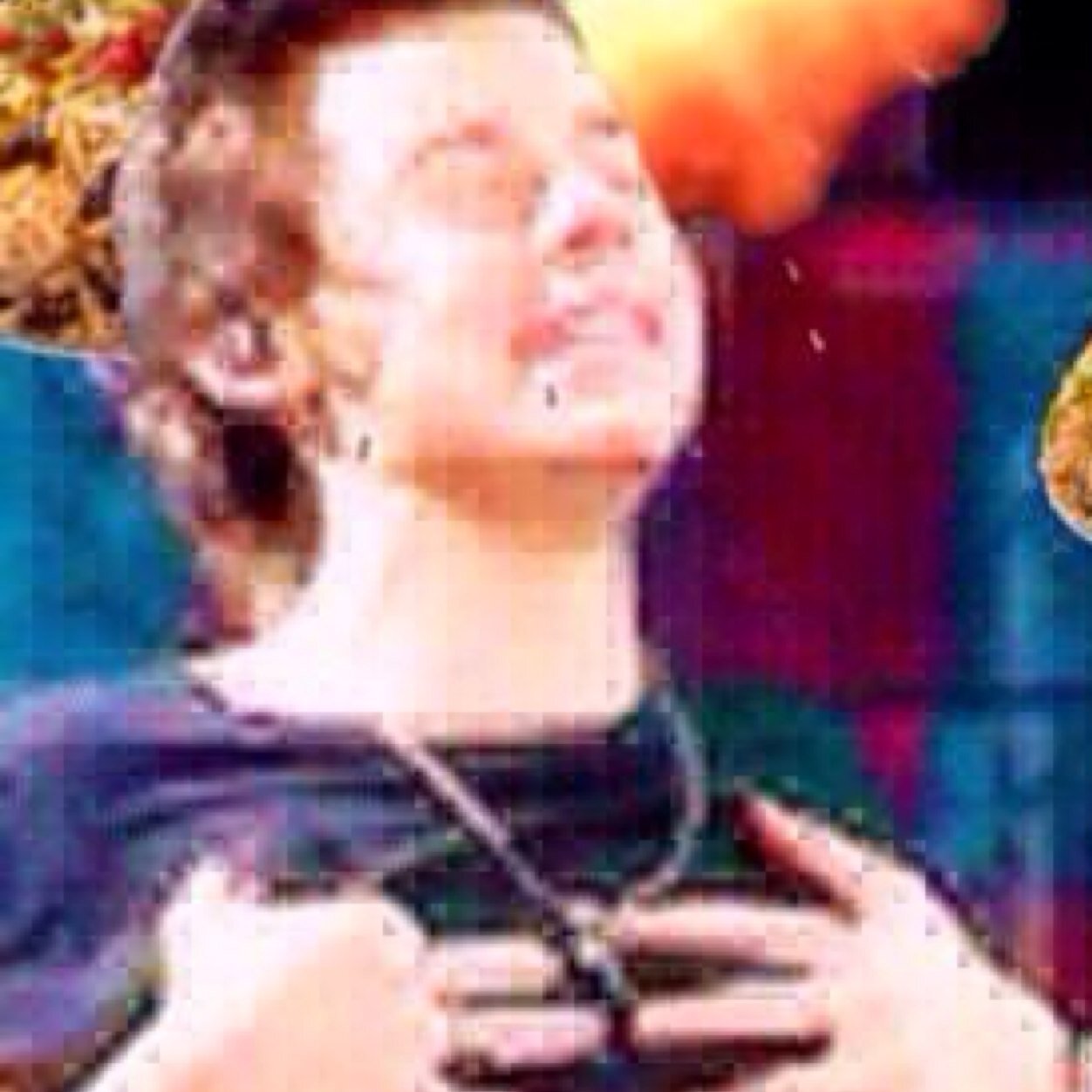 Follow @StrawZarryPie instead of this account please. Thaaannkks. xx