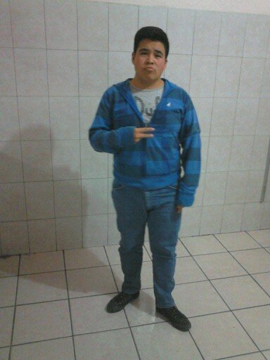 MaxAbc12's profile picture. Hola, me gusta leer...