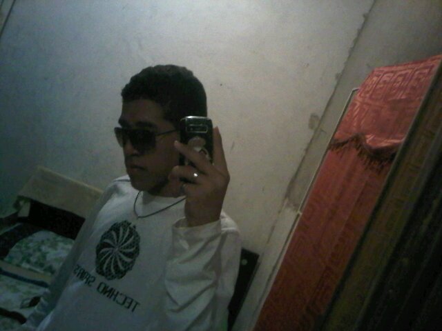 http://t.co/9WoNyNaGtC agregame me jaquearon mi antiguo face