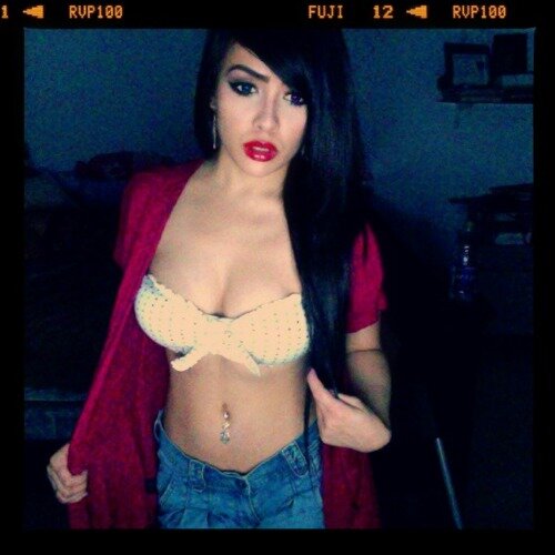 ClareyMacKendri's profile picture. I admit, I really miss how things used to be. But I can also admit, that I've accepted the fact that things have changed.