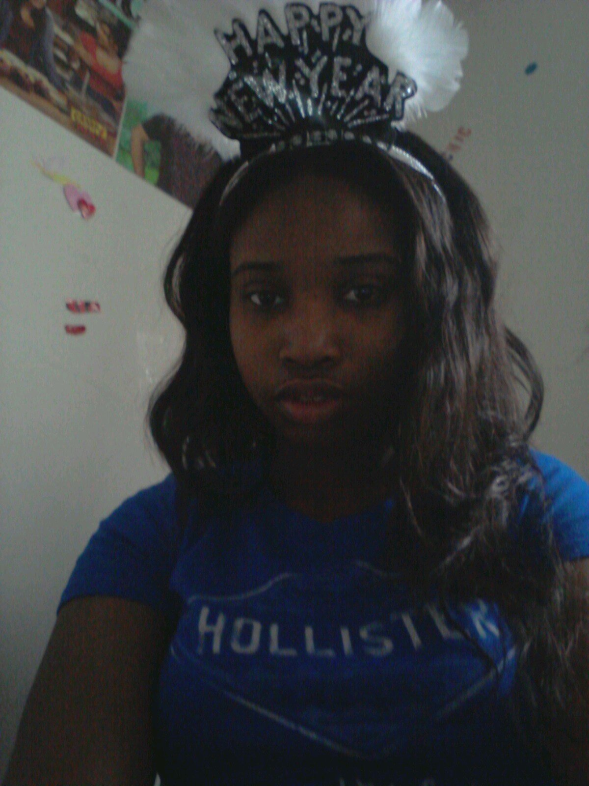 If your not following me, your twatching illegally;;; I LOVE DRAKE, #NotSingle