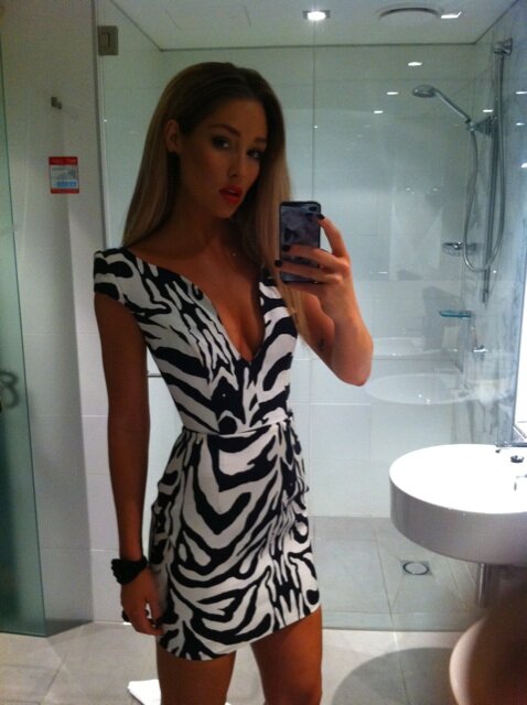 CosettaBallenge's profile picture. you are an anchor than I won't sink for anymore