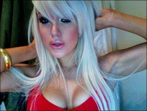 CamelHuyghe's profile picture. Puberty either makes you a hot sex god or a potato.