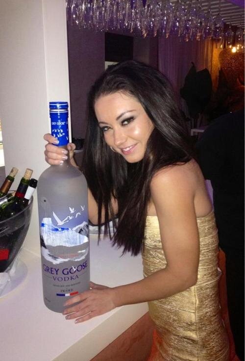 MerileeLoureiro's profile picture. Those text messages that make you sit there smiling at your phone forever.