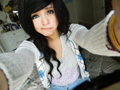 LoretteGoodrem's profile picture. I mentally respond to texts then forget to actually respond to them.