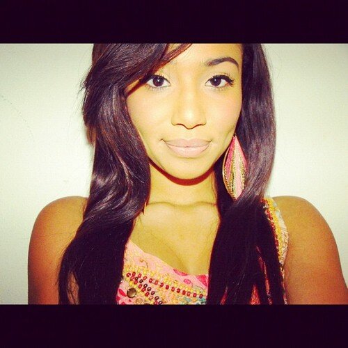 HendrikaYouard's profile picture. Unexpected kisses are the best.