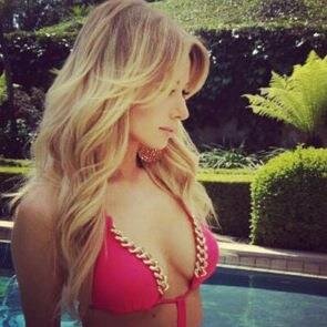 LizetteNimmo's profile picture. The worst part about falling in love with a friend, is knowing that its all you'll ever be to them.