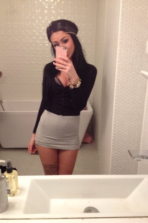 I wanna be the girl he can tell anything to.