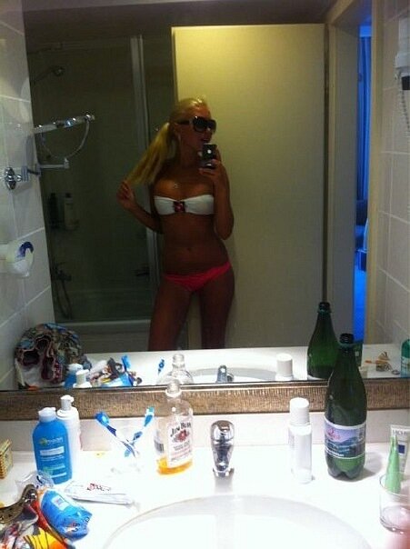 KarlyBaltazar's profile picture. Nothing is more beautiful than a smile that has struggled through tears.