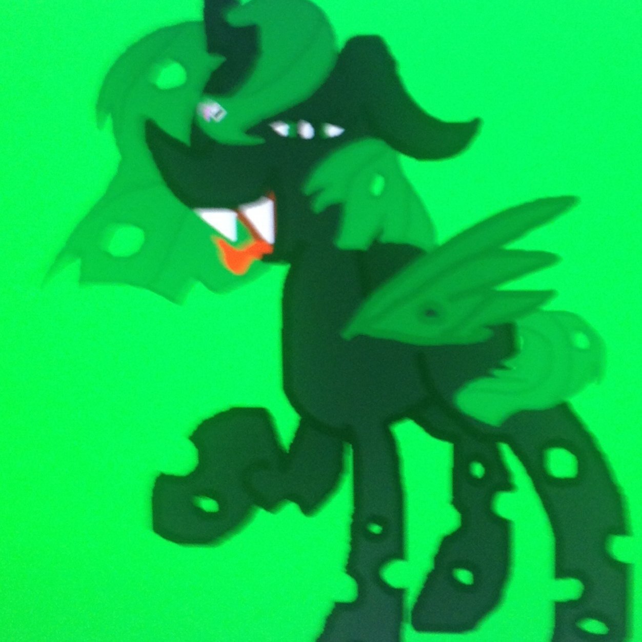 A new changeling for Queen @mlp_Chrysalis! Admires her very much and will most likely do anything for her! I love Queen Chrysalis! I also ssspeak sssnake!