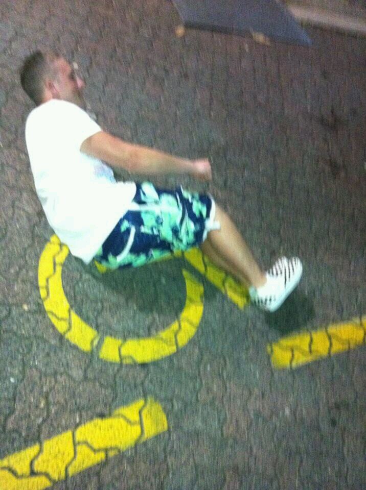 lawrence860's profile picture. 