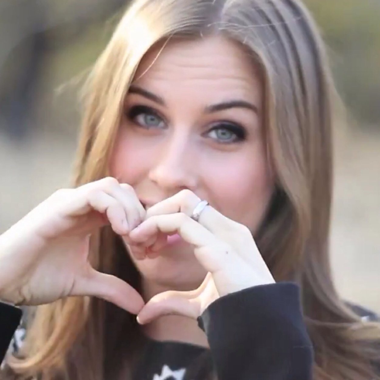 I love cimorelli!!I have 2/7:-) They are my live. Cimorelli please follow me!!! If you follow me ask for a follow back ;)