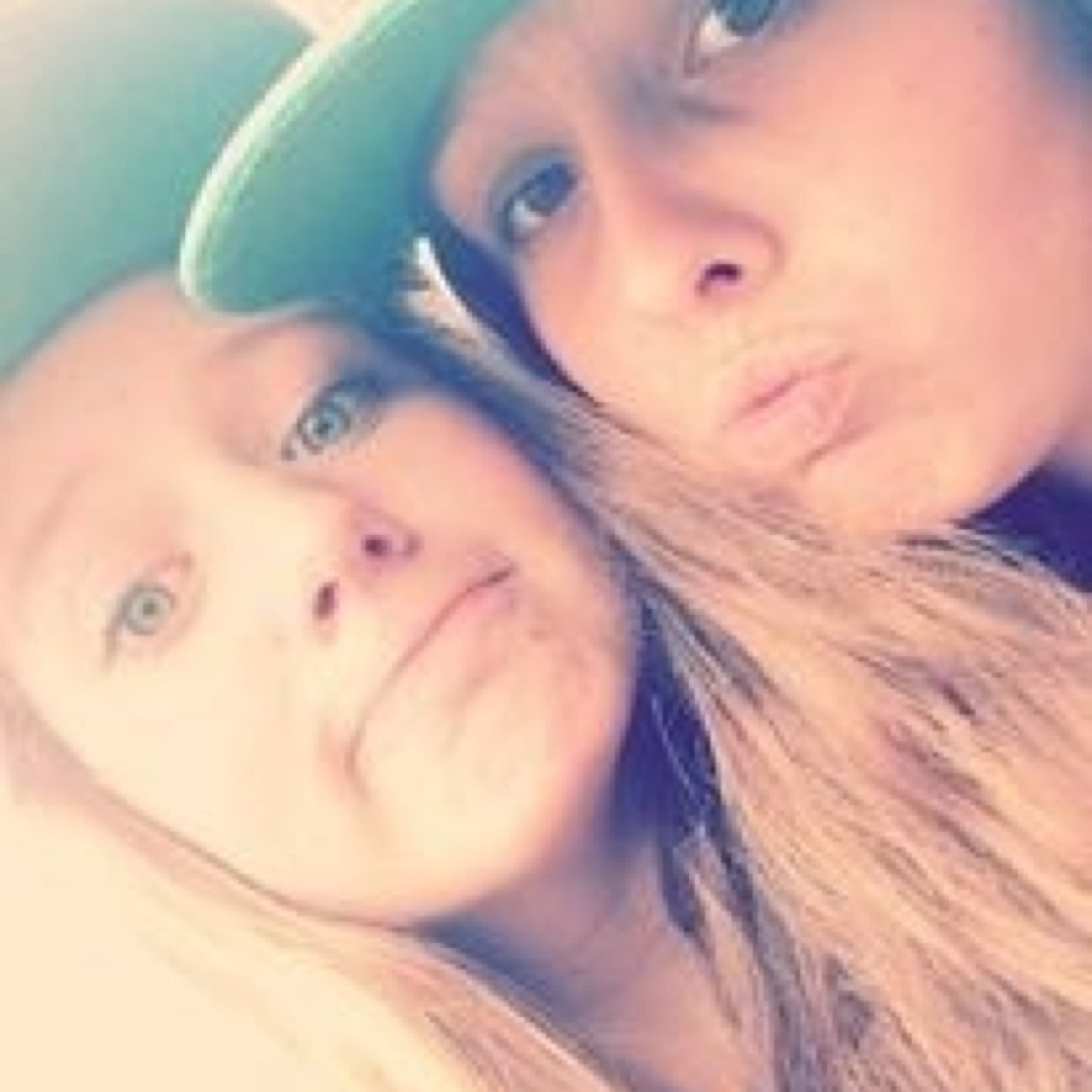 MaddyGraceLuv1D's profile picture. Once a TRUE Directioner, always a directioner,
Born and bred in Narnia and proud of it!