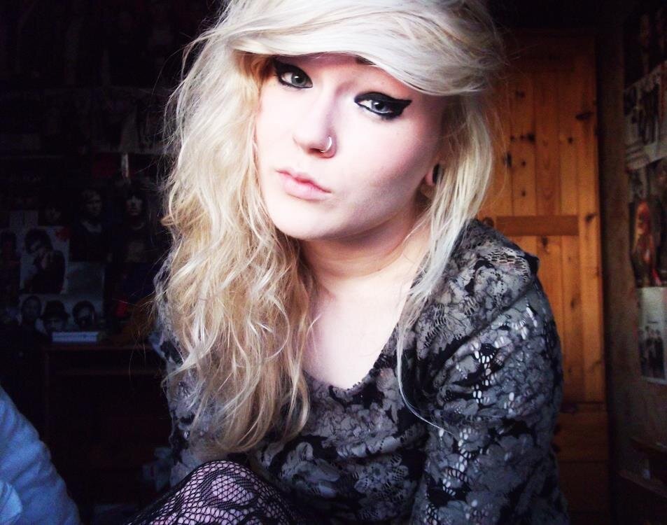 ValliCampbell's profile picture. You're my favorite daydream.