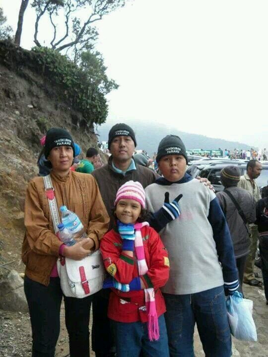 Adnan Cyank Family
