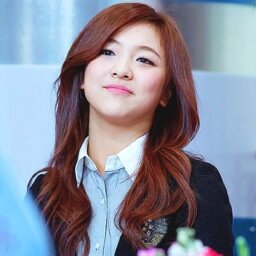 @parisbaguetterp f(x)'s luna // @pb_hayoung is my pabo sister // @pb_sohyun is my weird sister // i ship #dana //
