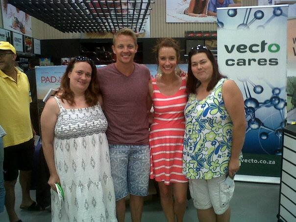 Dolphinesmile's profile picture. 