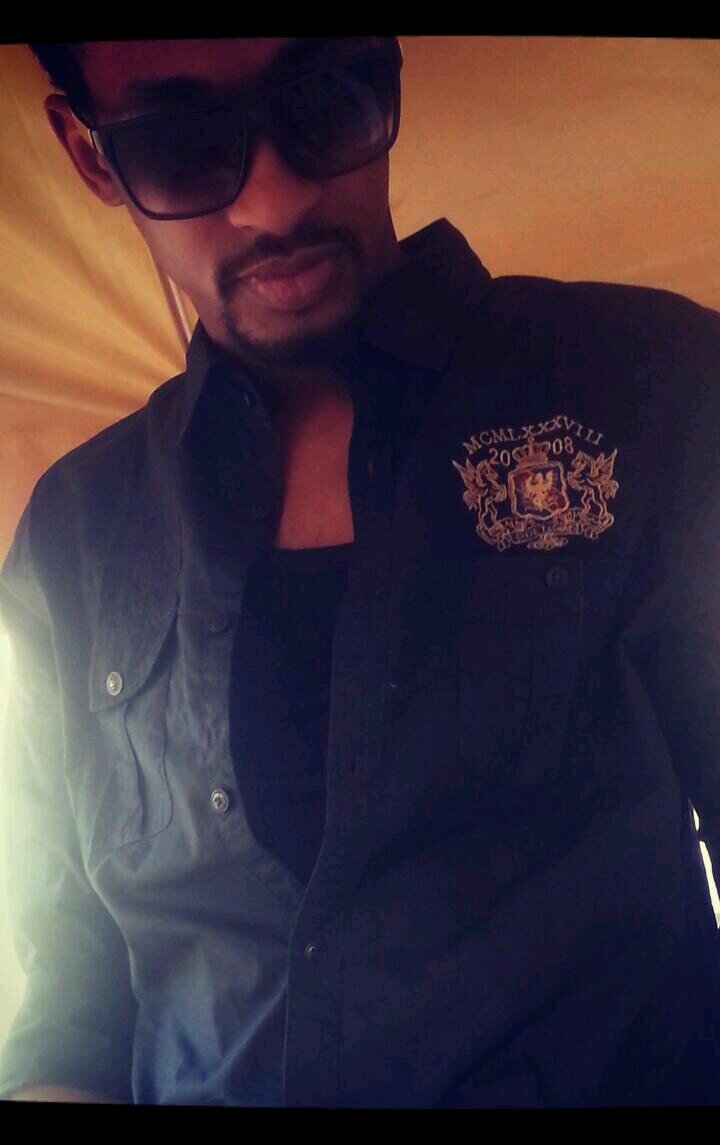 ItzPizo's profile picture. Islam: my religion_ Music: my medication_ Football club :Realmadrid ♥ Coke ♥ IG: itzpizo.