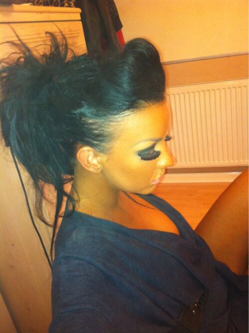 EmilieMcKilligi's profile picture. Smiling at old people to show them you're not a teenage thug.